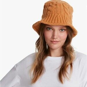 Steve Madden Light Tan Cinnamon Cable Knit Moldable Brim Bucket Hat OS